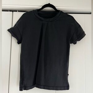 Lululemon Women's T-shirt